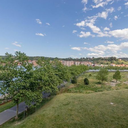 Confort Junto A La Ria De Barakaldo Exterior photo