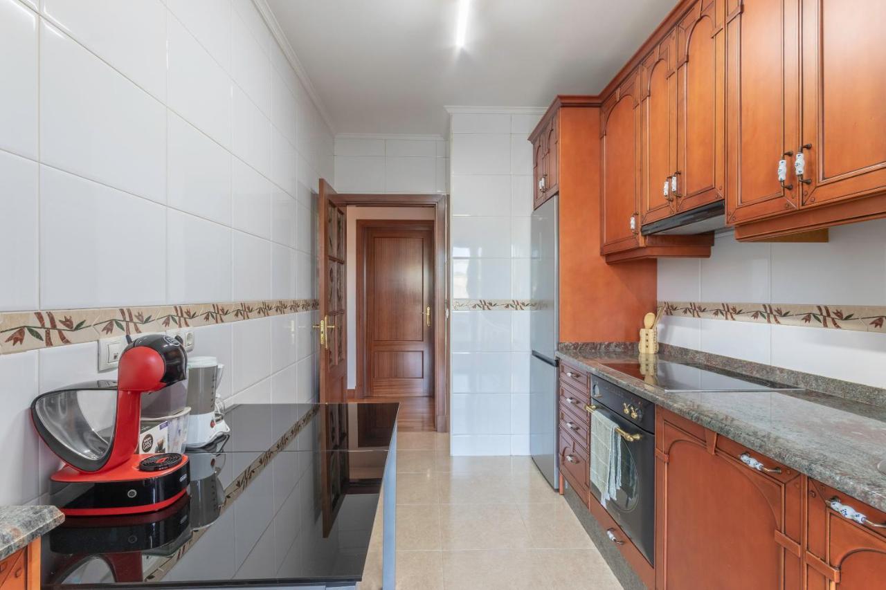 Confort Junto A La Ria De Barakaldo Exterior photo